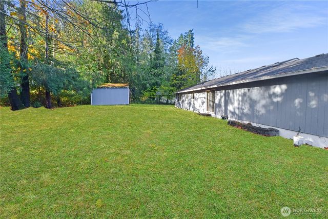 221 E 5th Street, Union, WA 98592