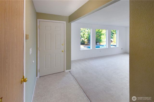 221 E 5th Street, Union, WA 98592