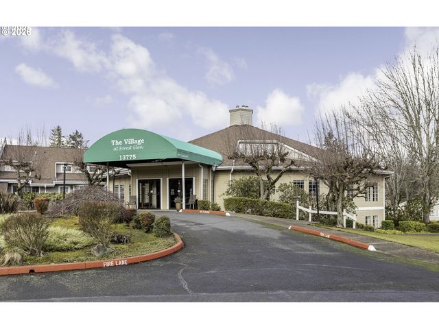 13775 Sw SCHOLLS FERRY Rd Sw 11, Beaverton, OR 97008