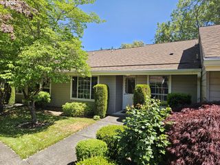 13775 Sw SCHOLLS FERRY Rd Sw 11, Beaverton, OR 97008