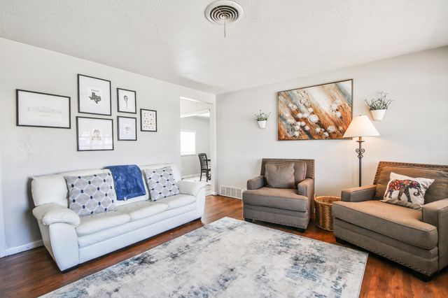 4513 51st Street, Lubbock, TX 79414