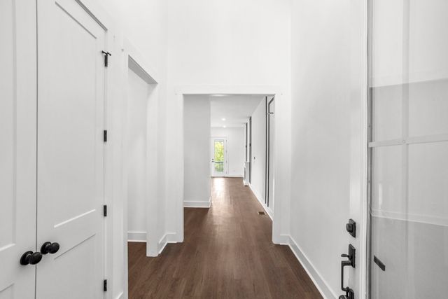 2213 18th Ave, N, Nashville, TN 37208