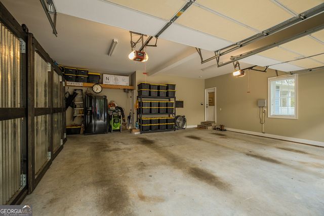 284 Deer Creek Drive, Forsyth, GA 31029