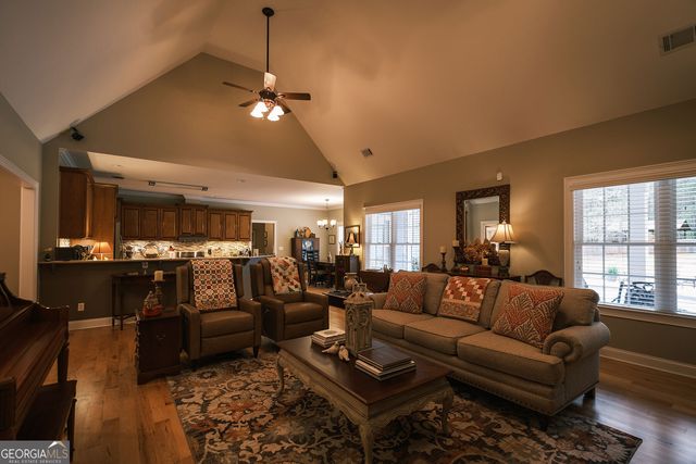284 Deer Creek Drive, Forsyth, GA 31029