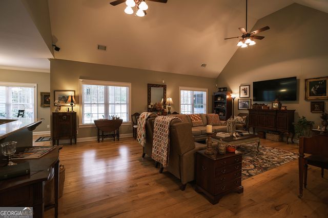 284 Deer Creek Drive, Forsyth, GA 31029
