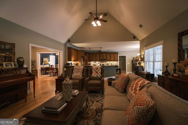 284 Deer Creek Drive, Forsyth, GA 31029