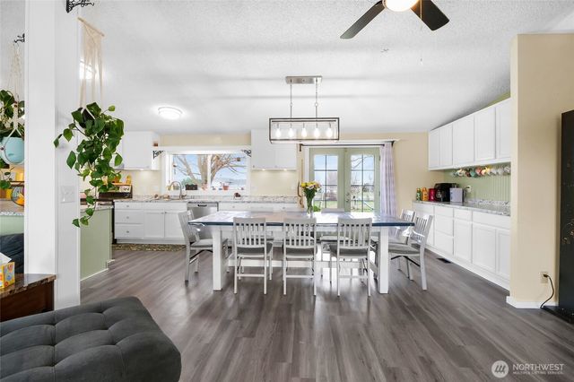 4572 Highway 28 E, Soap Lake, WA 98851