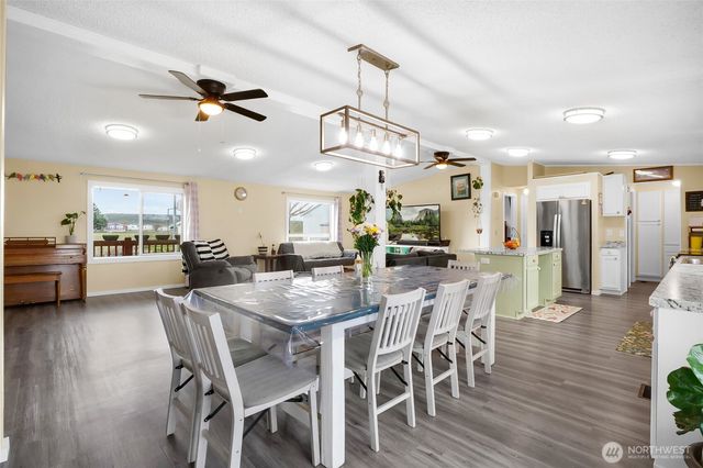 4572 Highway 28 E, Soap Lake, WA 98851