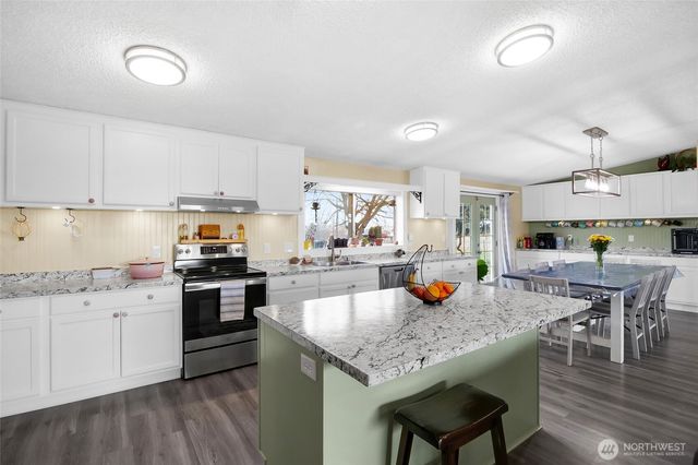 4572 Highway 28 E, Soap Lake, WA 98851