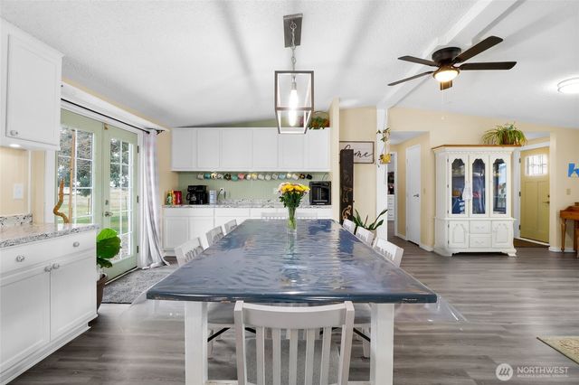 4572 Highway 28 E, Soap Lake, WA 98851