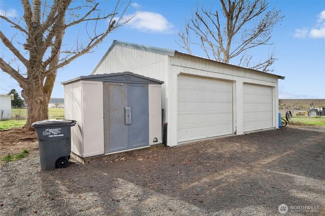 4572 Highway 28 E, Soap Lake, WA 98851