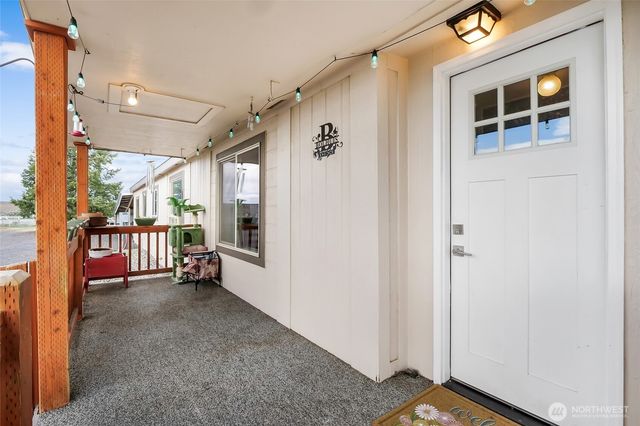 4572 Highway 28 E, Soap Lake, WA 98851