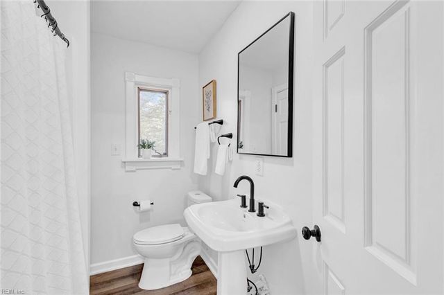 1110 Lebanon RD, Spring Grove, VA 23881