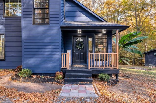 1110 Lebanon RD, Spring Grove, VA 23881