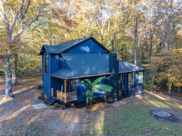1110 Lebanon RD, Spring Grove, VA 23881