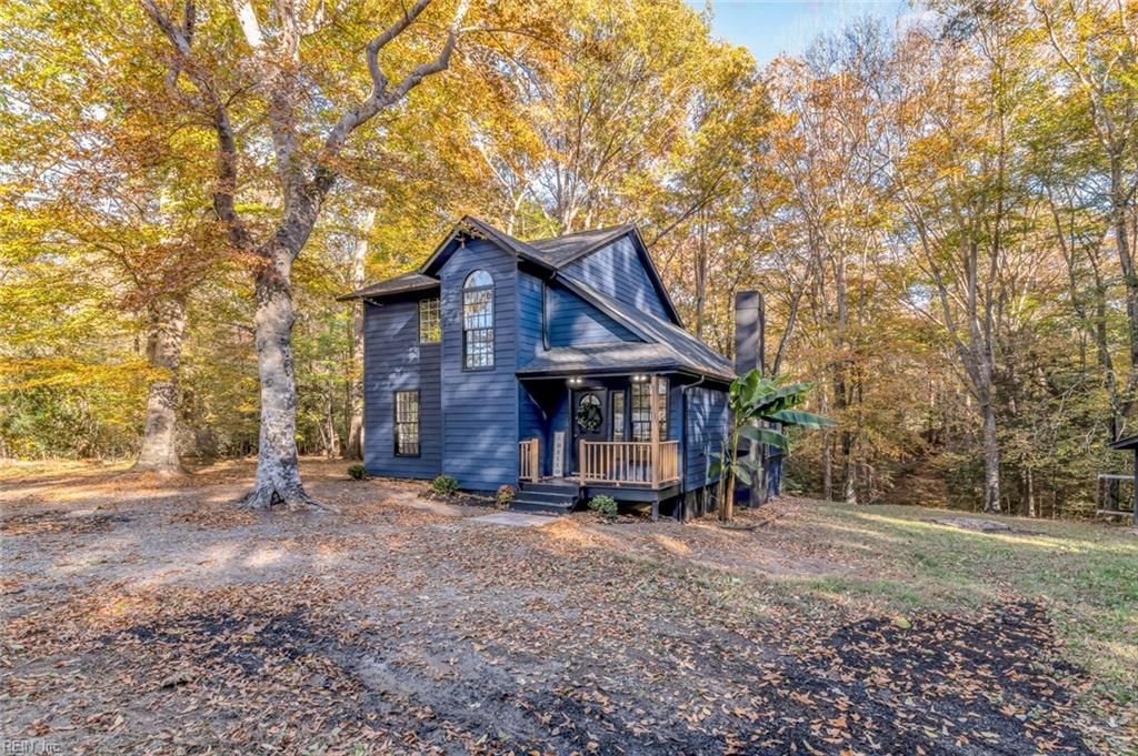 1110 Lebanon RD, Spring Grove, VA 23881