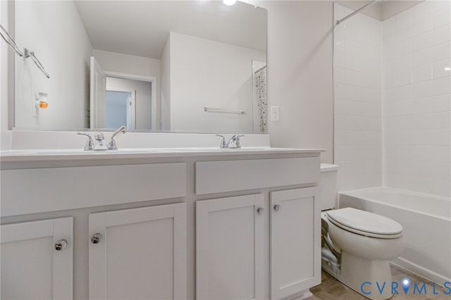 11300 Ellingshire Ct, Chester, VA 23831