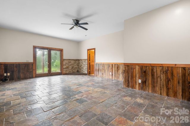 422 Ridge Creek Drive, Taylorsville, NC 28681