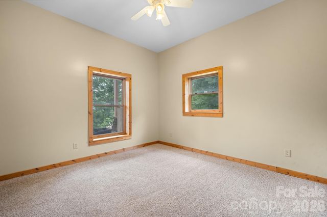 422 Ridge Creek Drive, Taylorsville, NC 28681