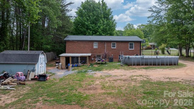4917 Berkley Street, Morganton, NC 28655