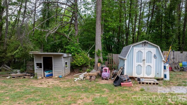 4917 Berkley Street, Morganton, NC 28655