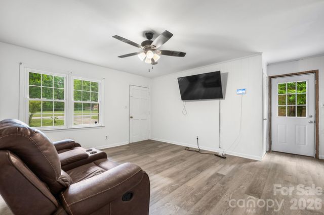 4917 Berkley Street, Morganton, NC 28655