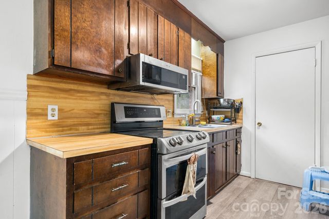 4917 Berkley Street, Morganton, NC 28655