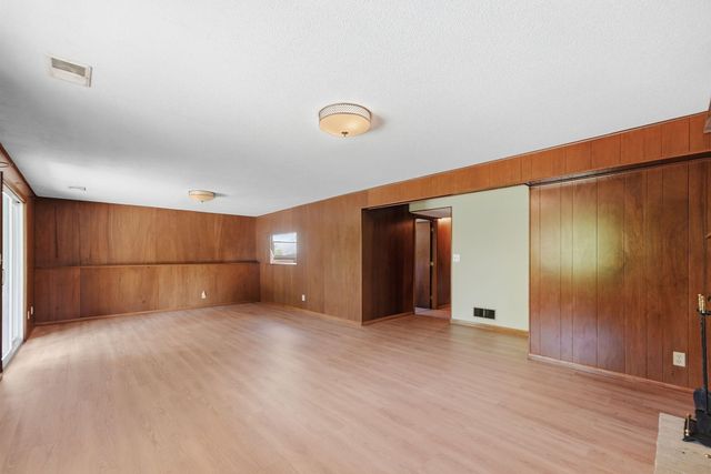 4636 Heritage Hills Drive, Bloomington, MN 55437