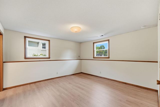 4636 Heritage Hills Drive, Bloomington, MN 55437