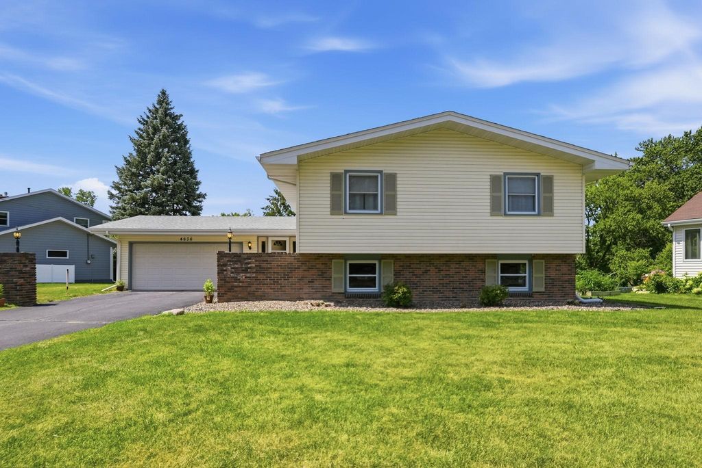 4636 Heritage Hills Drive, Bloomington, MN 55437 — photo 2