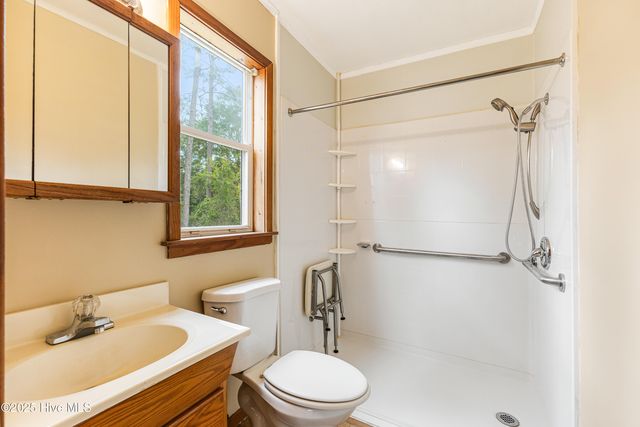 1951 E Boiling Spring Road, Southport, NC 28461