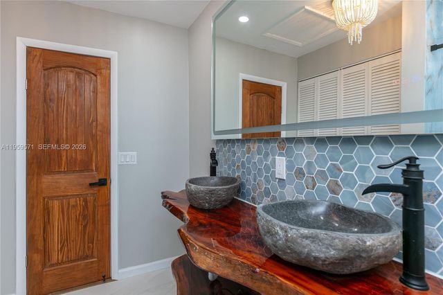 1507 Harding Street, Hollywood, FL 33020