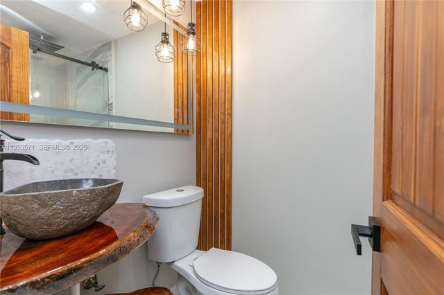 1507 Harding Street, Hollywood, FL 33020