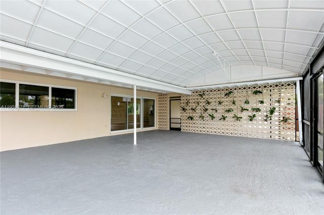 1507 Harding Street, Hollywood, FL 33020