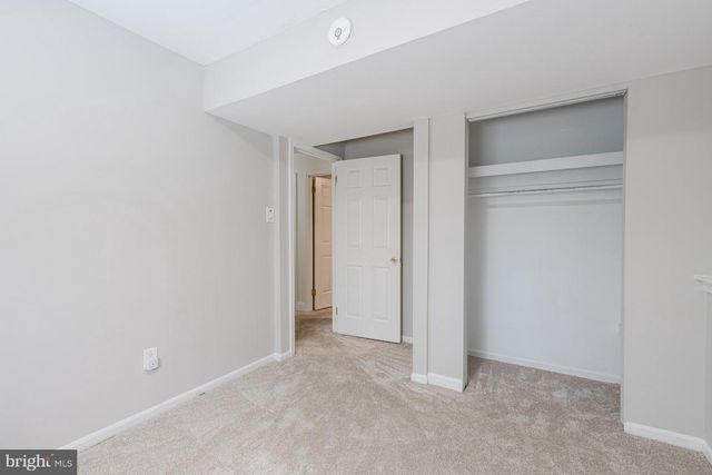 12611 SAYLERS CREEK LN, Herndon, VA 20170