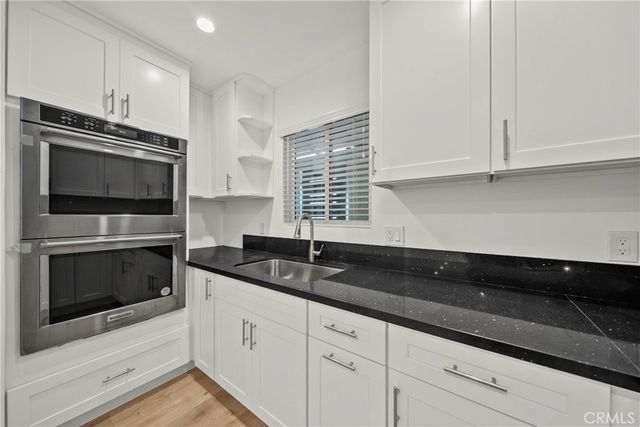 11488 Burbank, North Hollywood, CA 91601