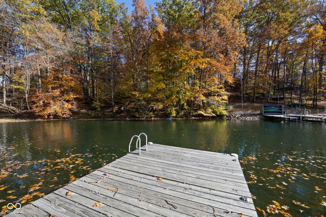 7563 Grizzly Drive, Nineveh, IN 46164