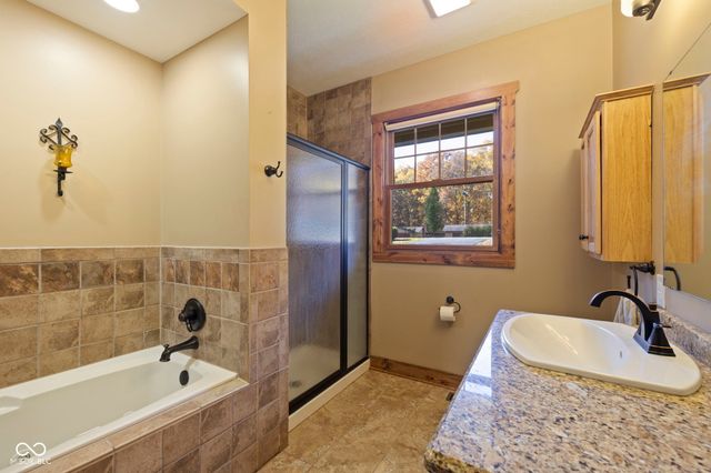 7563 Grizzly Drive, Nineveh, IN 46164