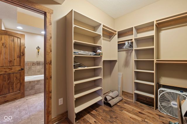 7563 Grizzly Drive, Nineveh, IN 46164