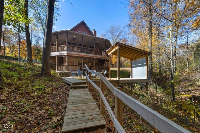 7563 Grizzly Drive, Nineveh, IN 46164