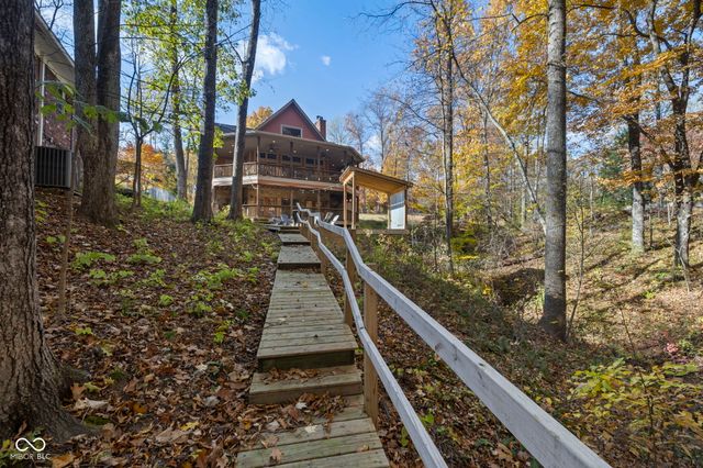 7563 Grizzly Drive, Nineveh, IN 46164