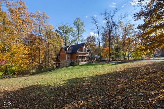 7563 Grizzly Drive, Nineveh, IN 46164