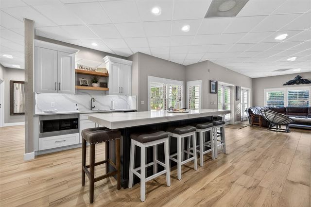 1581 ALEXANDER ROAD, Belleair, FL 33756