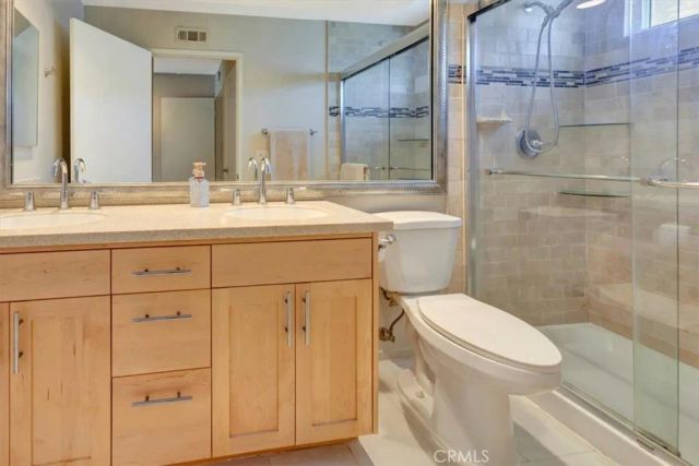 2 Willowood, Aliso Viejo, CA 92656