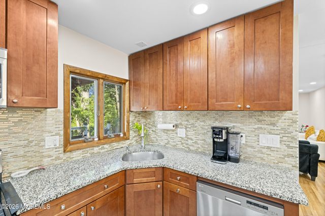 55 Ainsworth Avenue, East Brunswick, NJ 08816