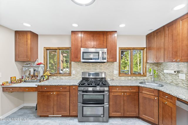 55 Ainsworth Avenue, East Brunswick, NJ 08816