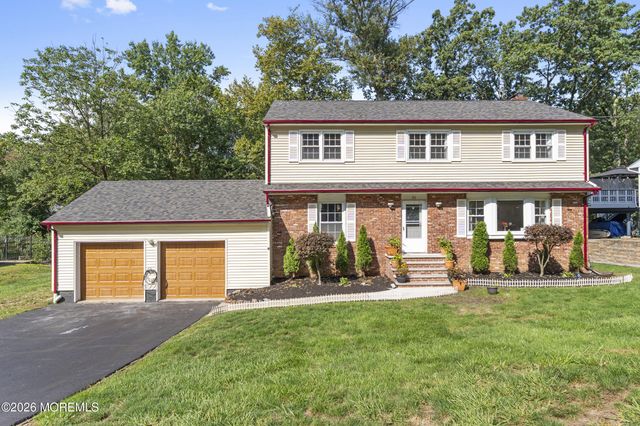 55 Ainsworth Avenue, East Brunswick, NJ 08816