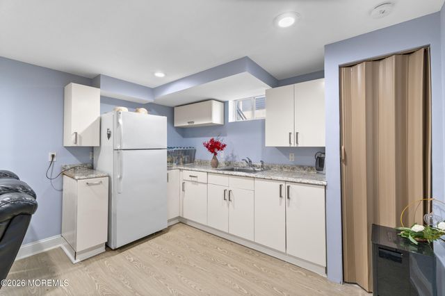 55 Ainsworth Avenue, East Brunswick, NJ 08816