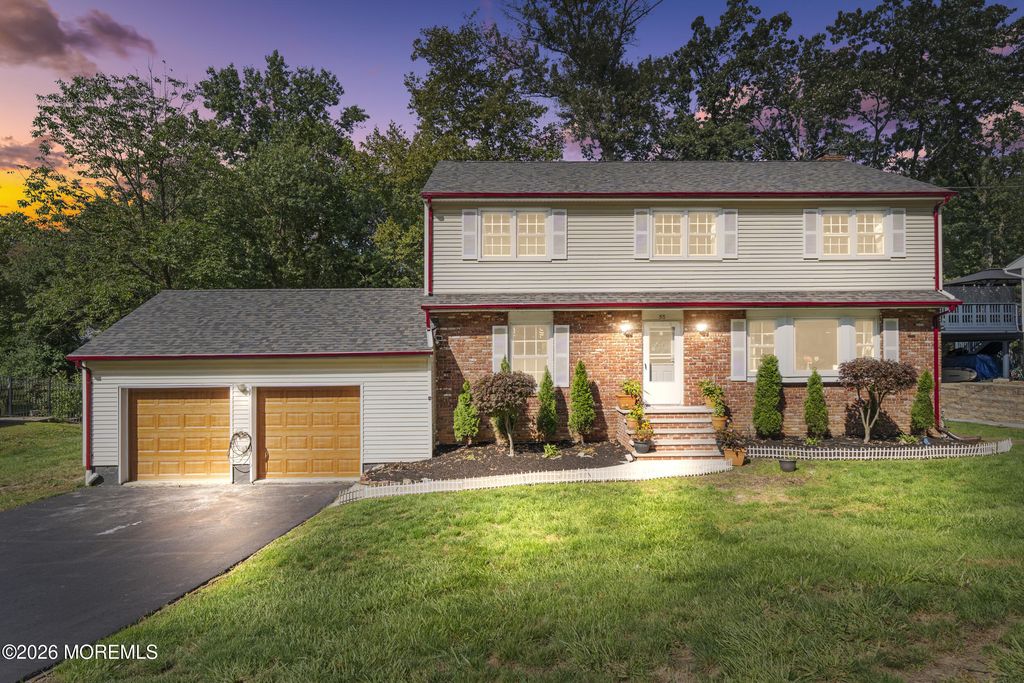 55 Ainsworth Avenue, East Brunswick, NJ 08816