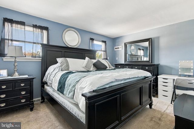 331 CEDAR ST, Warminster, PA 18974